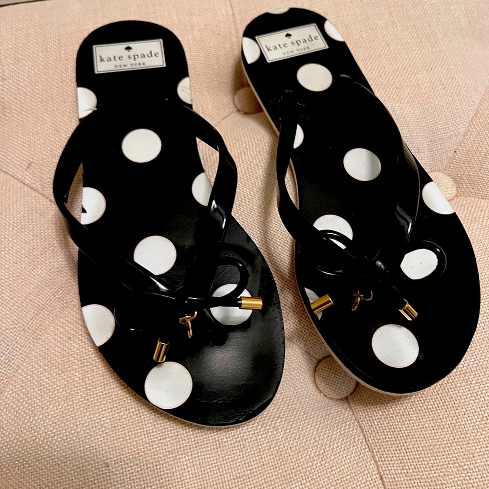 Kate Spade polka dots flip flops